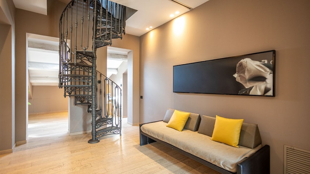 Luxury Suite, 2 Bedrooms, Terrace, City View (Imperial) photo 3