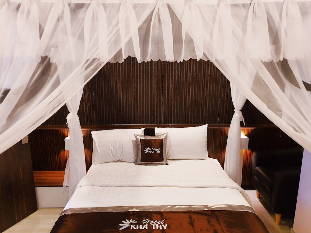 Romantic Double Room Single Use, 1 Queen Bed