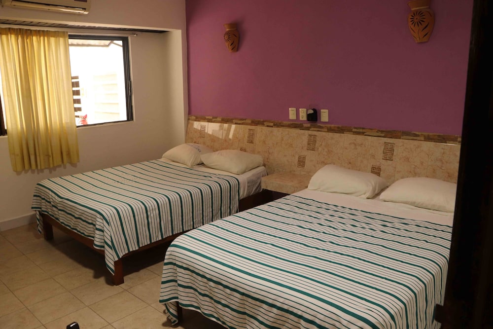 Standard Double Room (Con Ventilador) photo 2