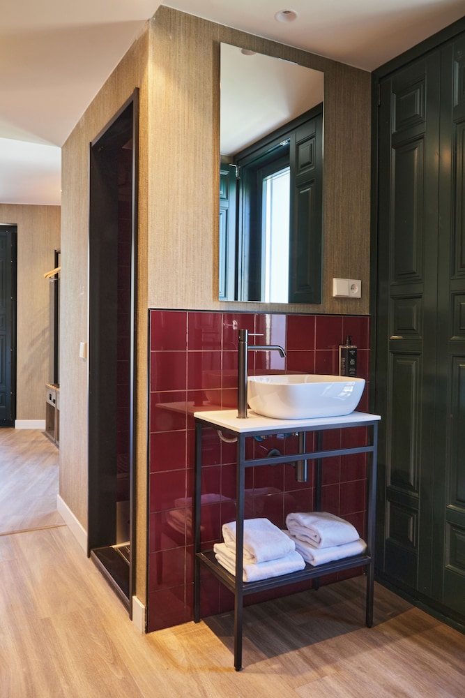 Superior Double Room, City View photo 2