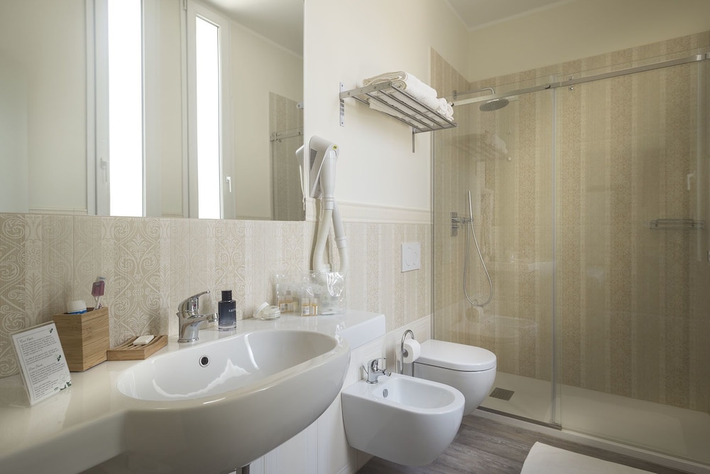 Superior Double or Twin Room, Sea View