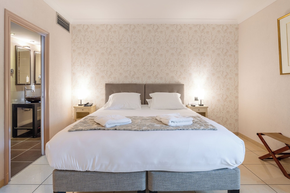 Superior Double Room photo 2