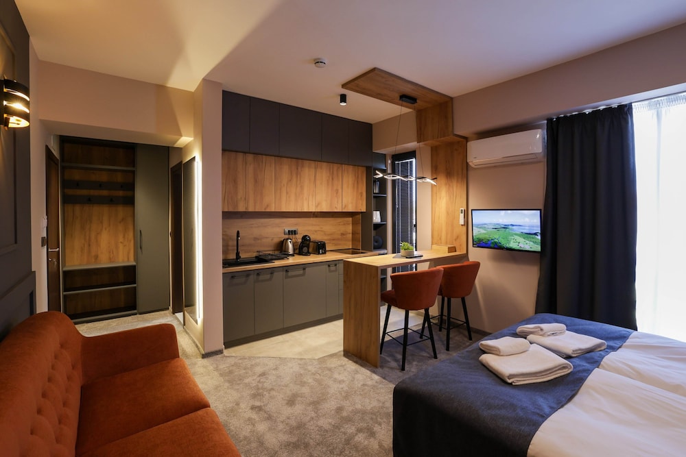 Deluxe Room, Non Smoking, Kitchenette