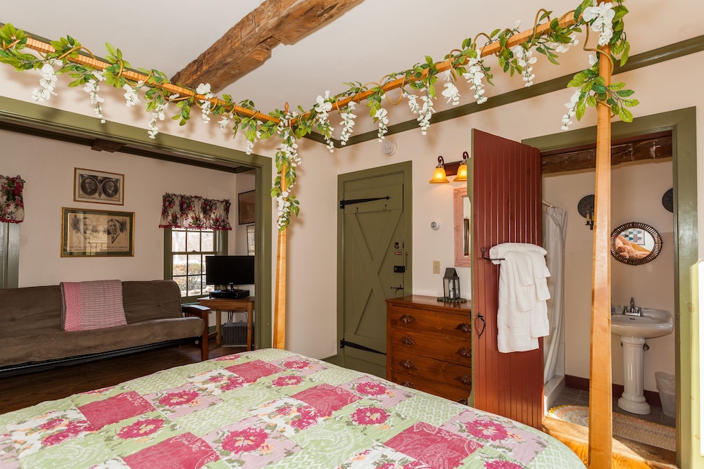 Suite, 1 Bedroom, Garden View photo 1