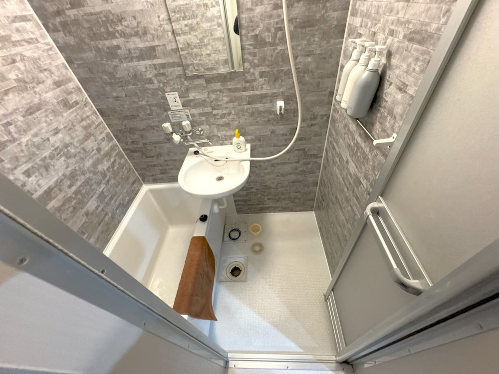Nakano 502, NS - [Up to 6 Guests]1 Room (40sqm)/3 beds/7 min to Nearest Station/Close to Shinjuku photo 2