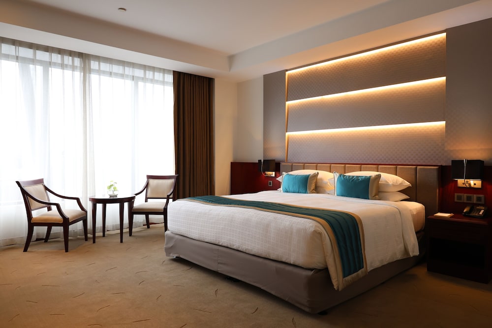 Premier Deluxe Room - Photo 5