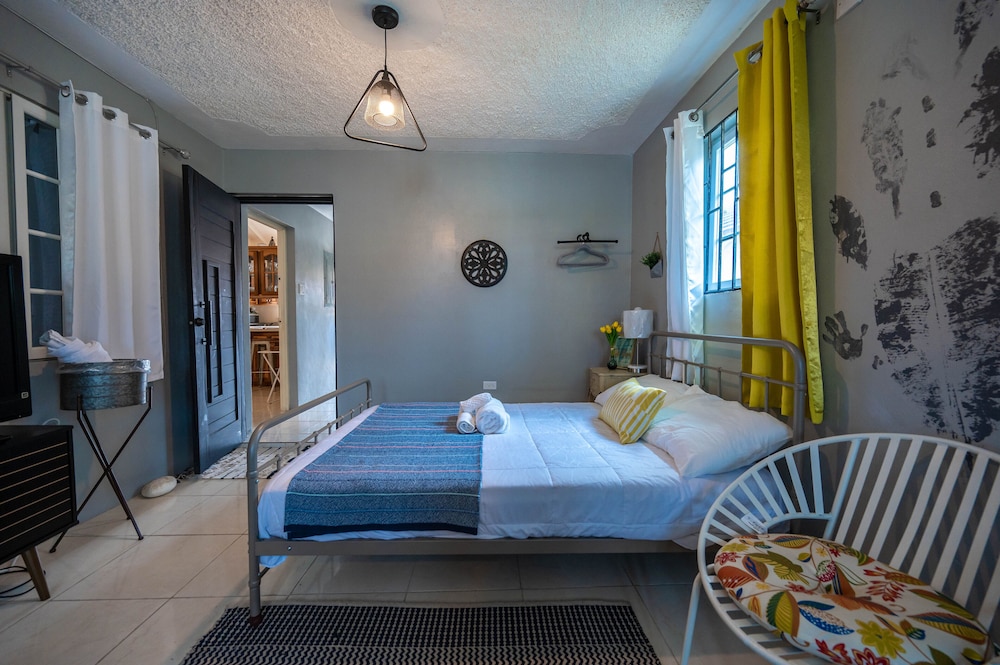 Deluxe Bungalow photo 2