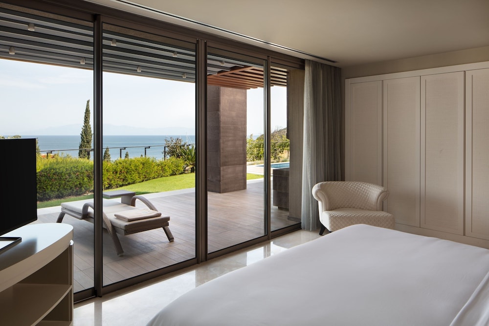 Premier Room, 3 Bedrooms, Sea View