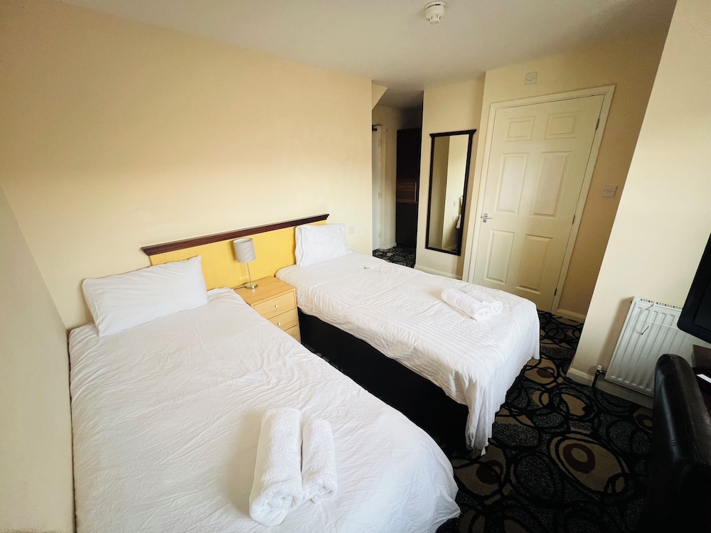 Double Room - Photo 11