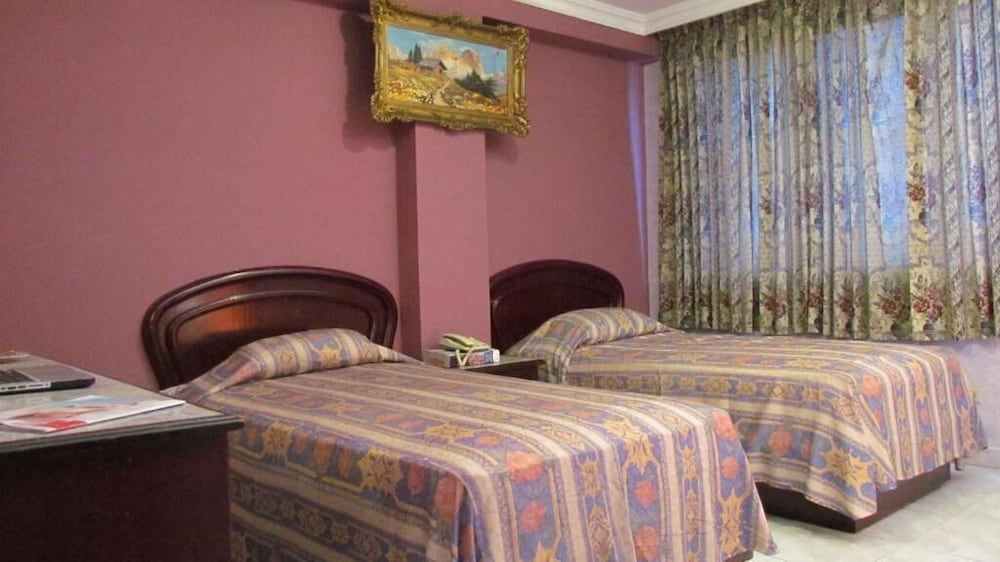 Standard Twin Room photo 1