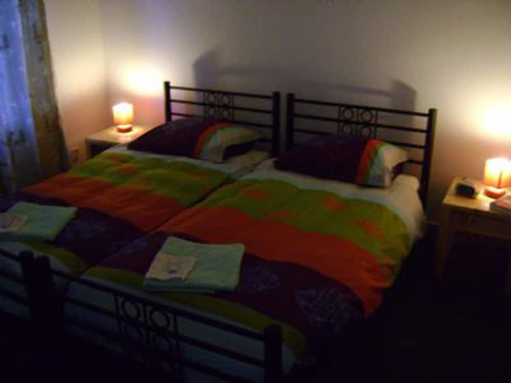 Budget Double Room photo 1