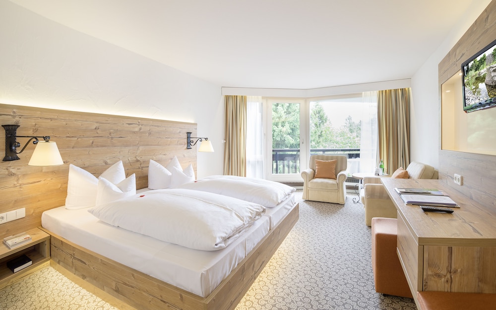 Classic Double Room Woodside View - Photo 13