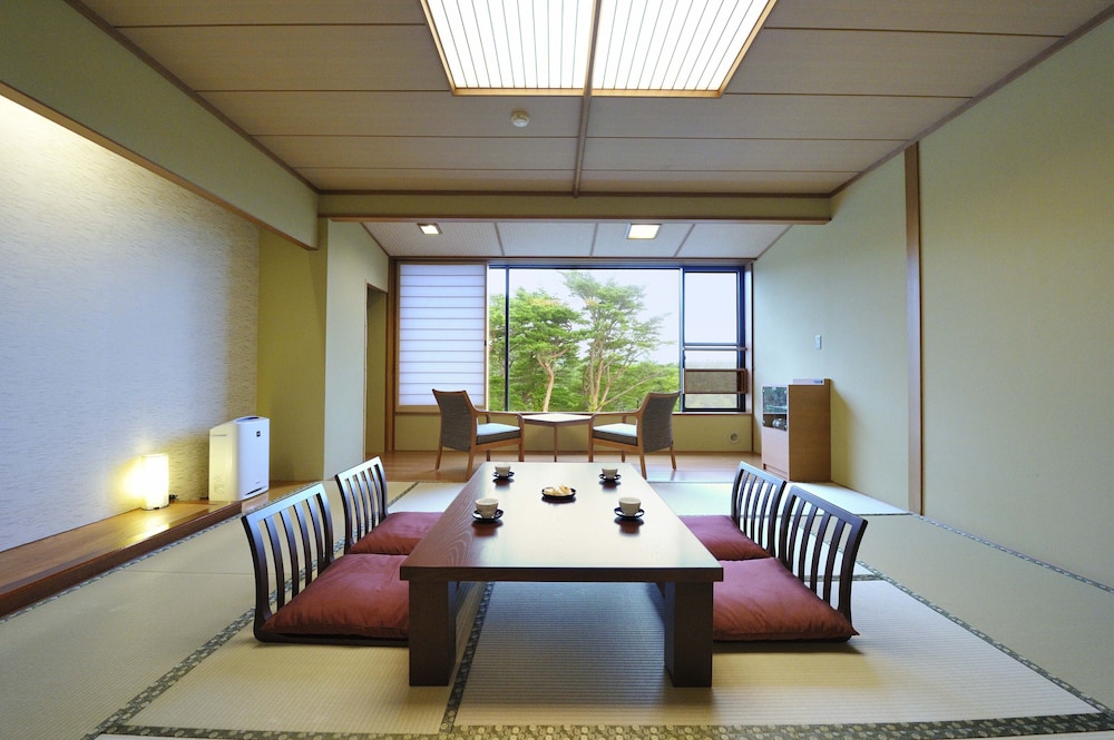 Traditional Room (Run of House for 1 night stay) photo 3