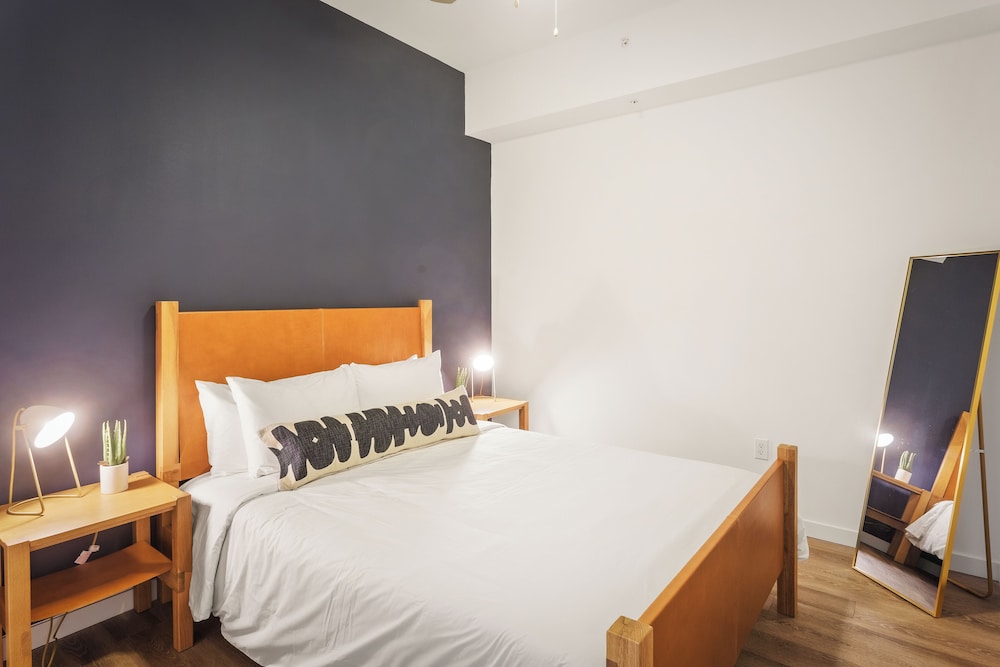 Studio Apartment photo 2