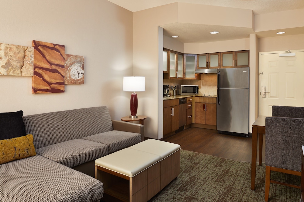Suite, 1 Bedroom, Accessible (1 King, Mobil Tub)