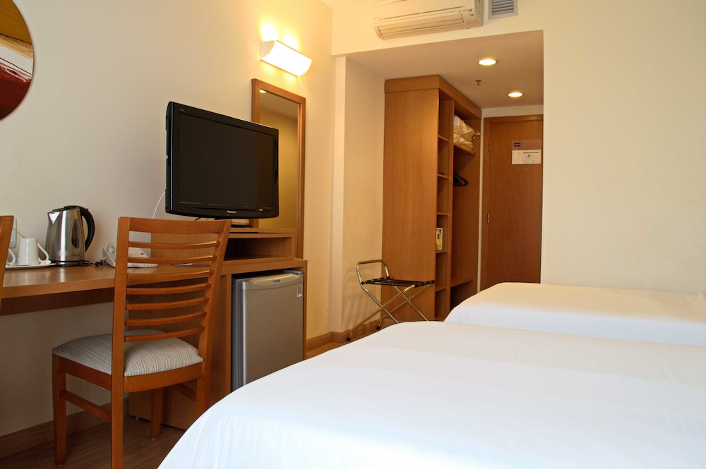 Superior Apartment, 2 Twin Beds - Photo 2