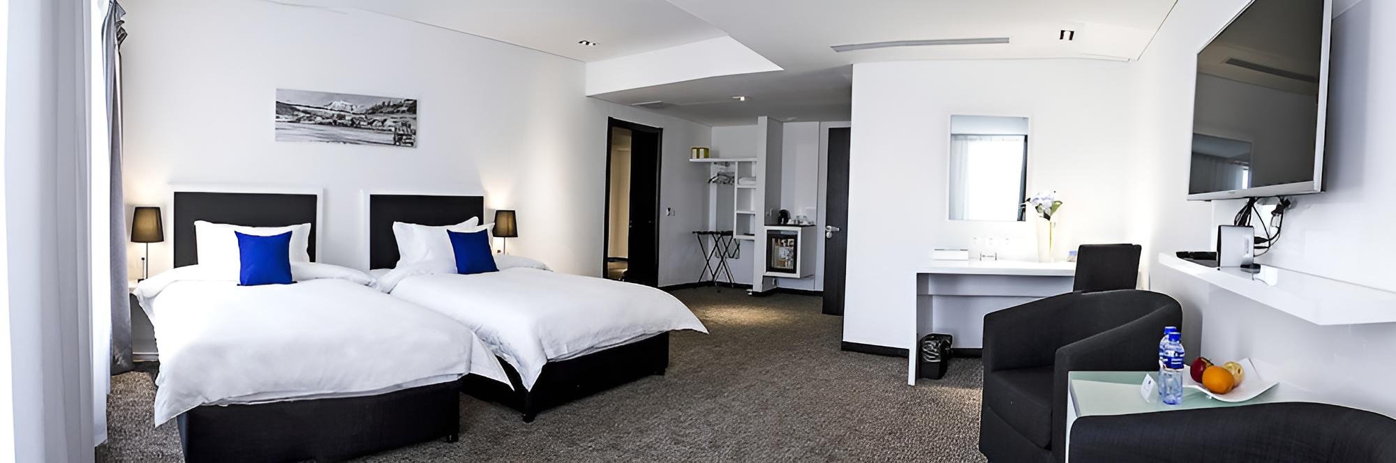 Superior Twin Room City View photo 2