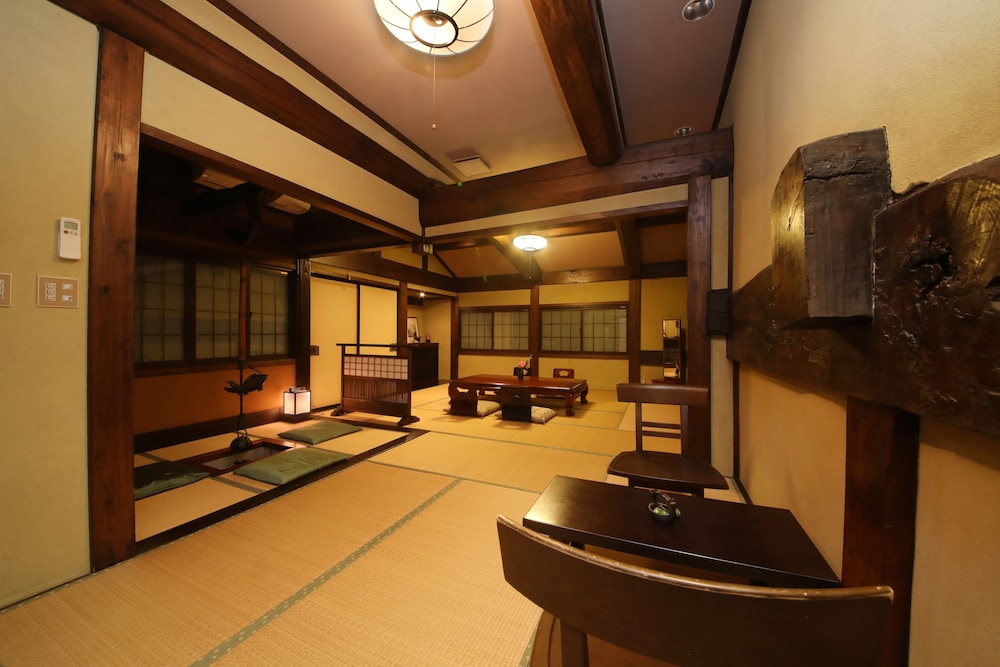 Deluxe Japanese Style Room, Non Smoking photo 3