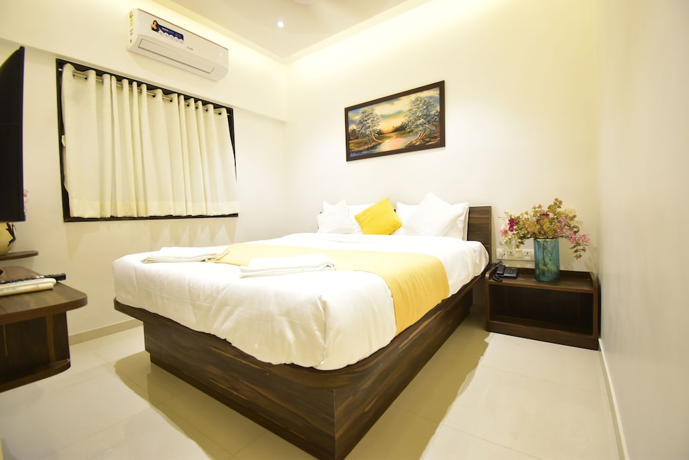 Standard Room, City View