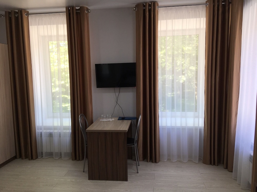 Basic Twin Room, 2 Twin Beds, Non Smoking photo 2