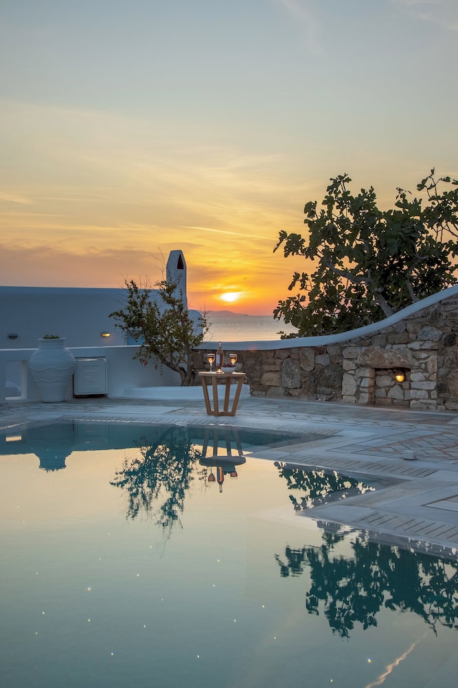Delos Two Bedroom Villa with Private Pool & Sea View - Photo 27