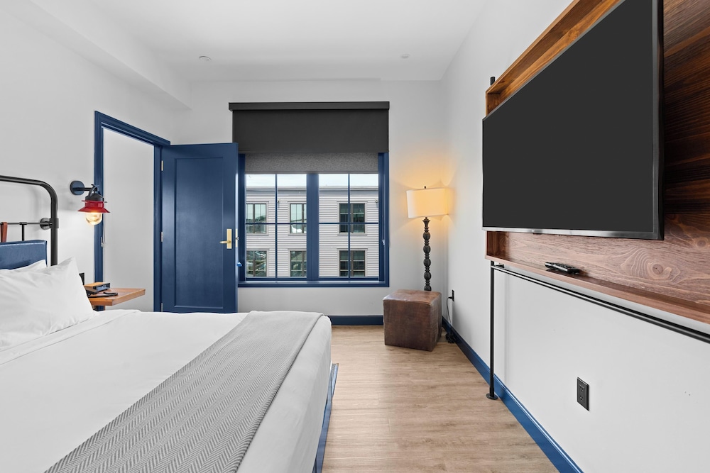 Suite (Maritime) photo 1
