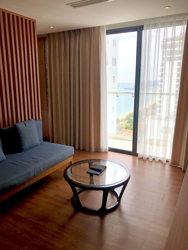 Executive Room photo 3
