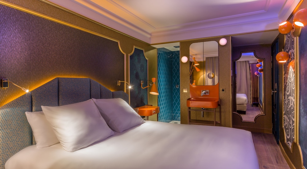 Superior Double Room (Moon blue) photo 2