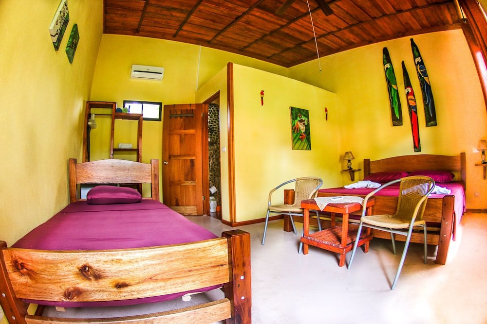 Deluxe Triple Room, 1 Bedroom, Garden Area photo 3