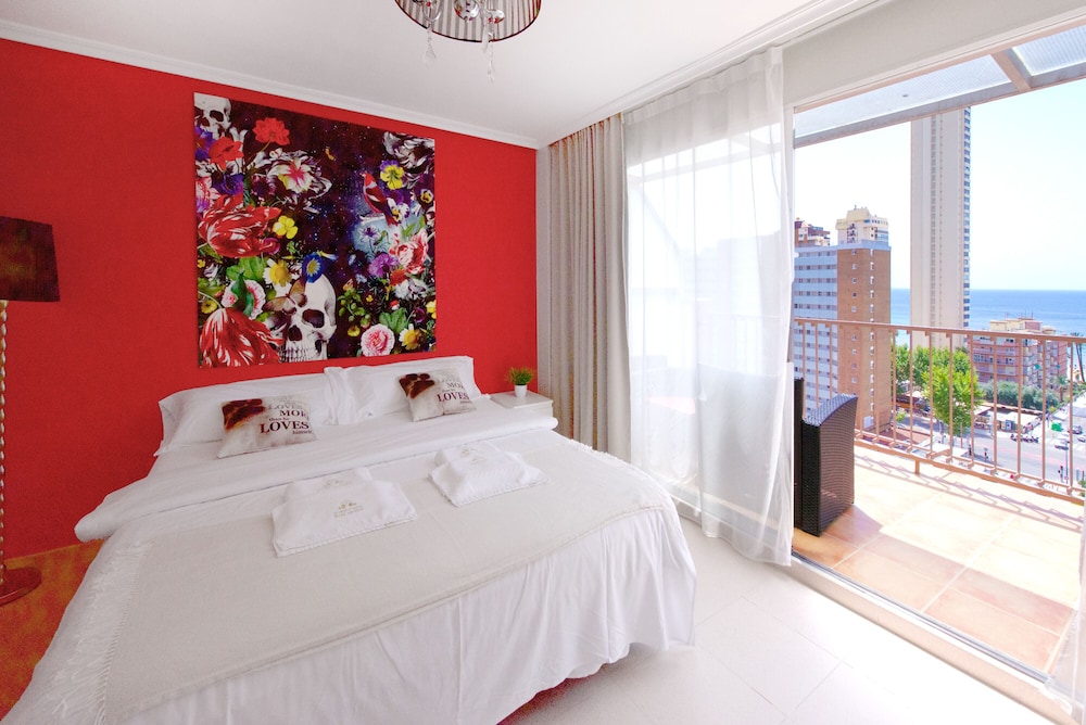 Panoramic Studio, Sea View