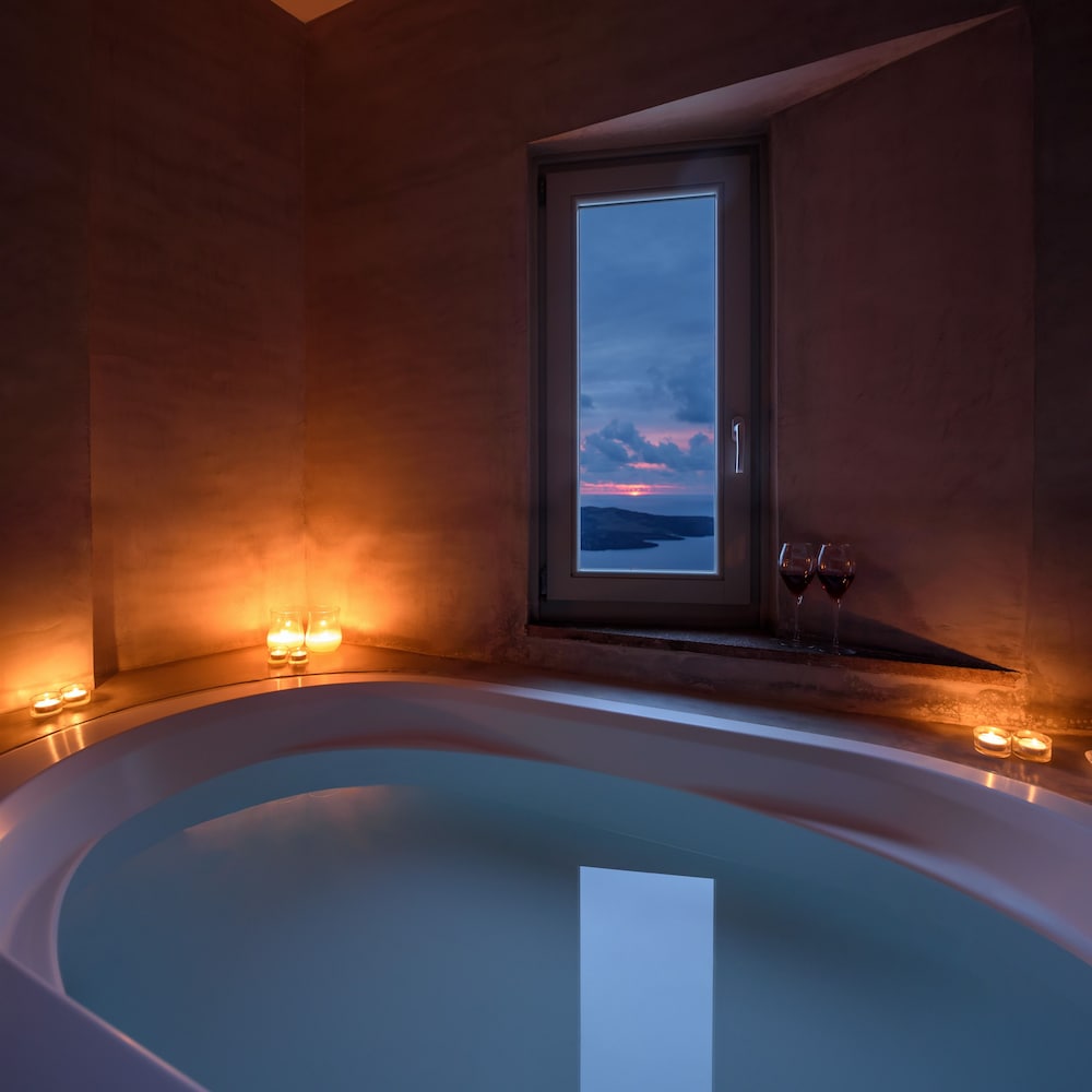 Suite, Jetted Tub, Sea View (Petit) - Photo 13