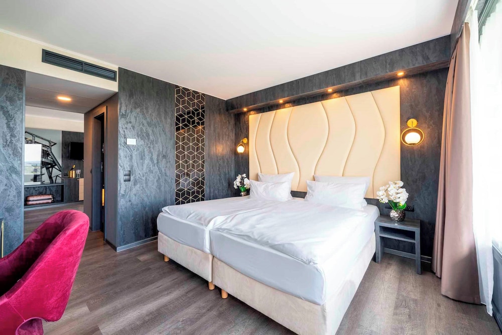 Junior Suite, Garden View - Photo 1