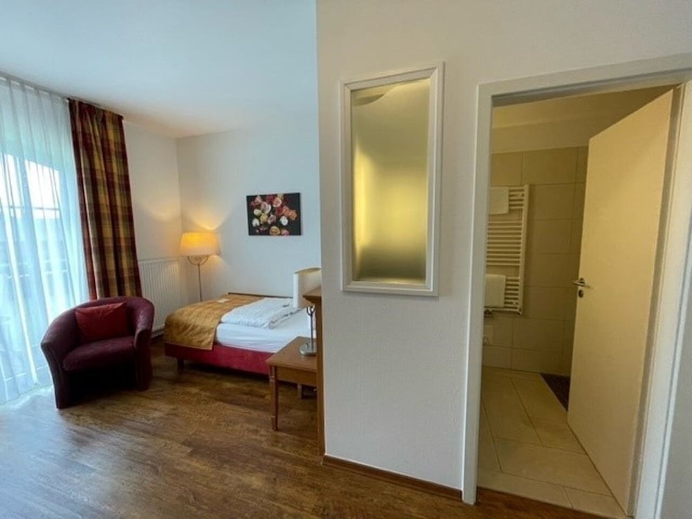 Single Room, Balcony photo 2
