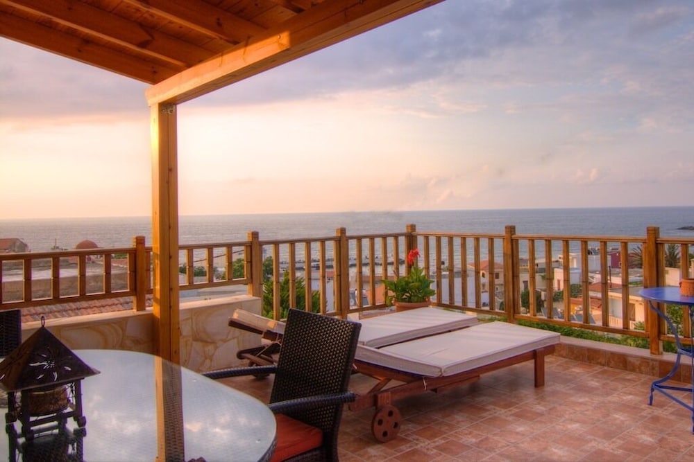 Family Apartment, Sea View photo 2