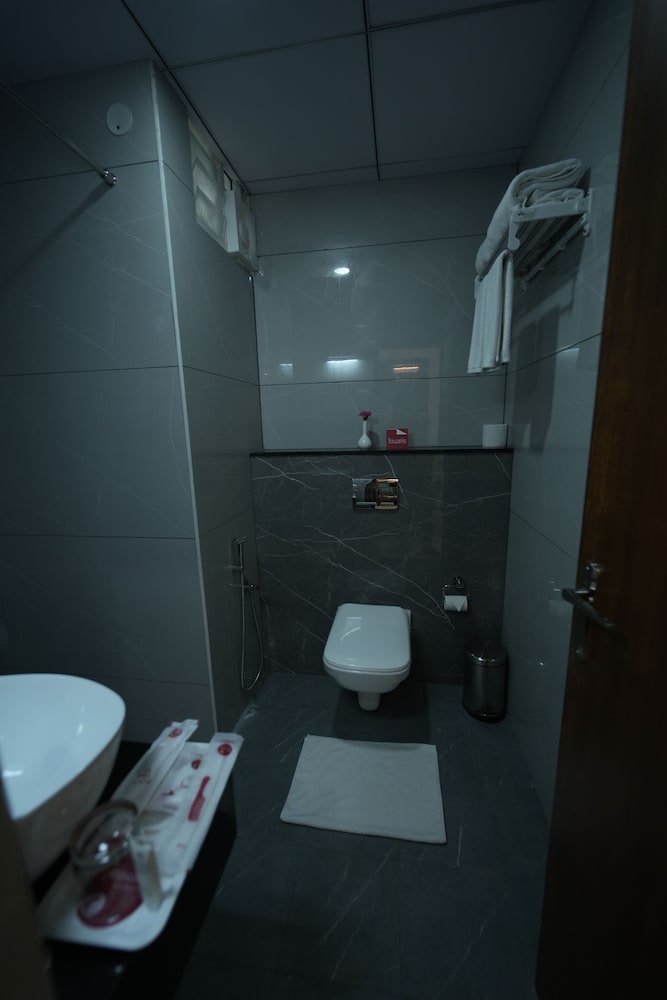 Premium Twin Room photo 2