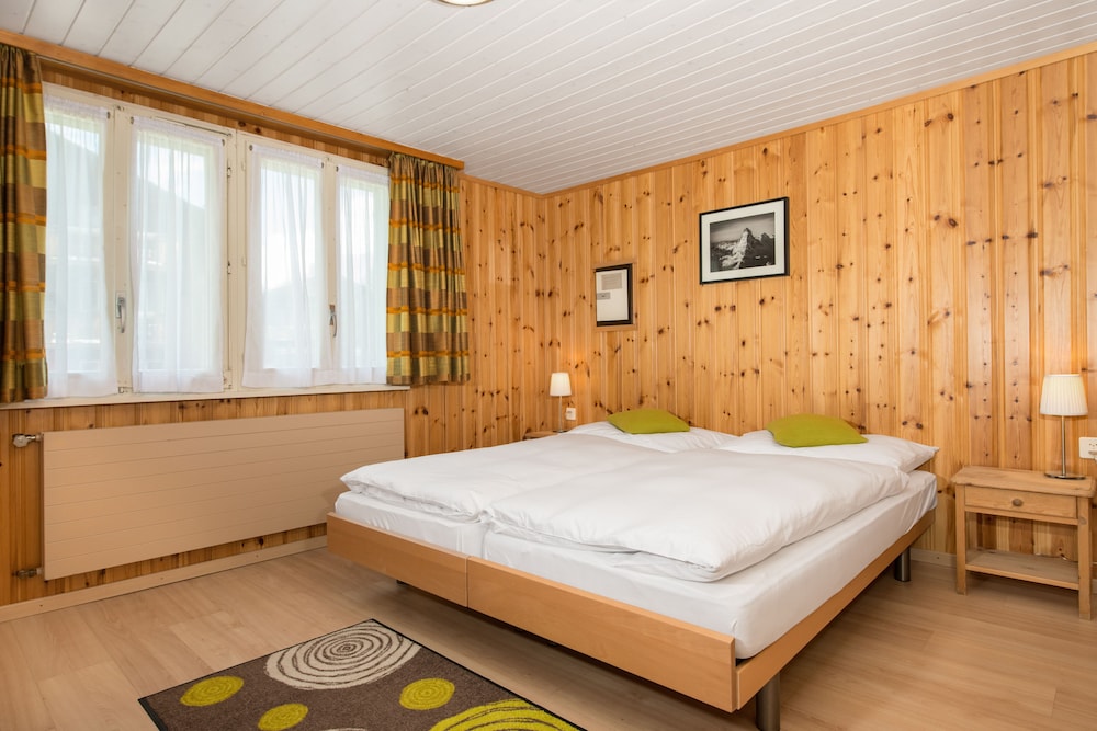 Standard Double Room - Photo 2