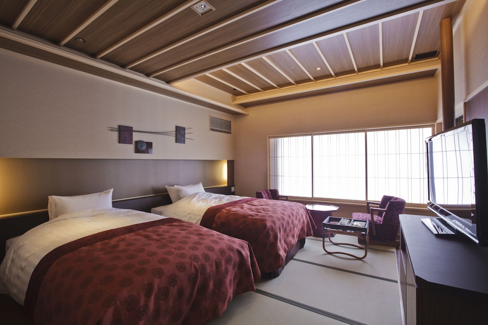 [KAROI Standard floor]  Japanese Style Twin Bed with Open Air Bath, Non Smoking