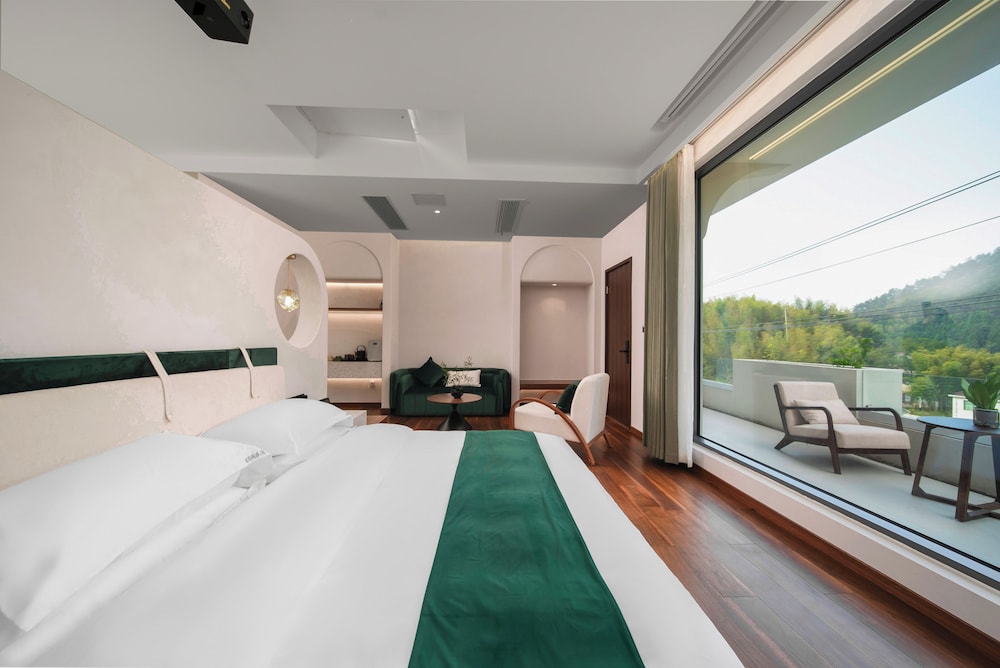 Elite Double Room, Mountain View