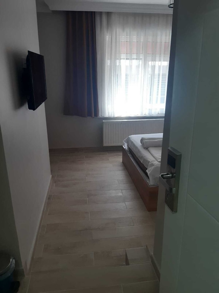 Standard Room photo 1