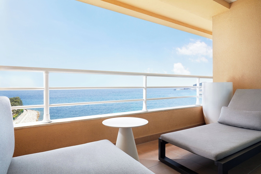Suite, 1 Bedroom, Sea View thumbnail 6