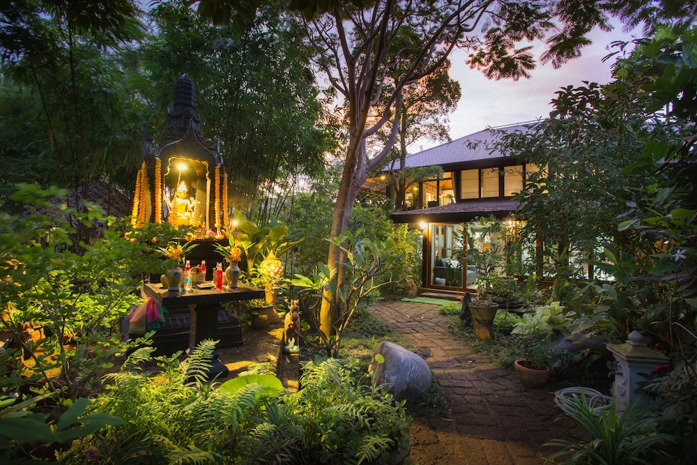 Japanese Villa With Garden View photo 2