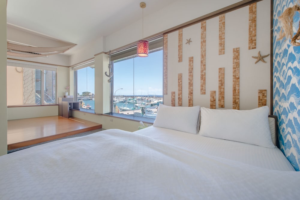 Deluxe Double Room with Sea View - Photo 1