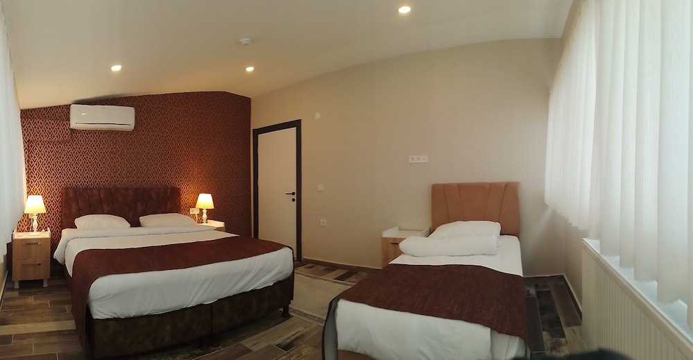 Panorama Deluxe Suite photo 1