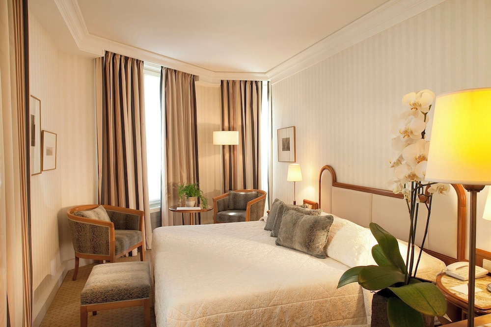 Classic Double Room, City View photo 2