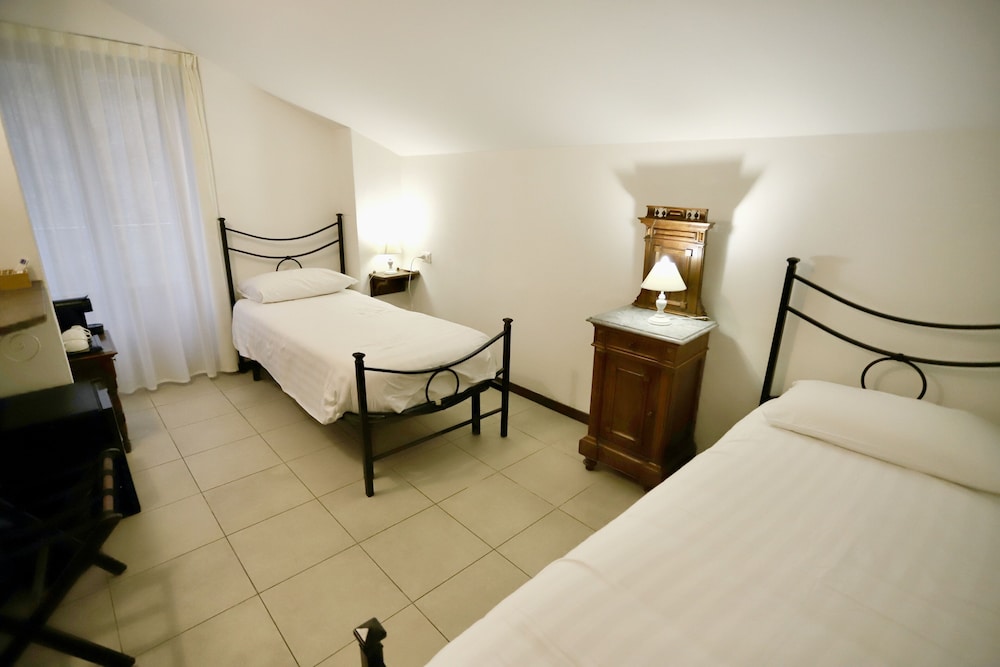 Royal Cabin photo 3