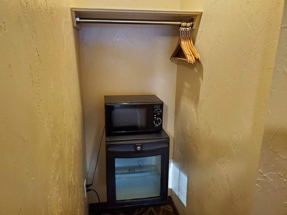 Single Room - Photo 6