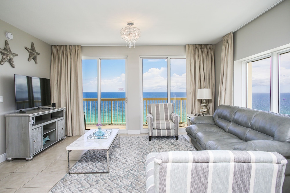 Condo, 3 Bedrooms, Sea View (1709W)