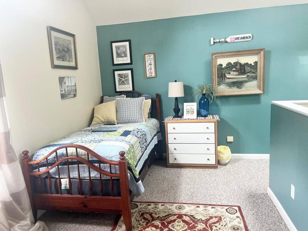 Townhome, Multiple Beds, Patio, Garden View photo 2