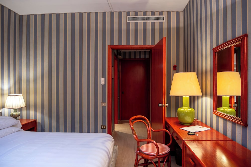 Classic Double Room photo 2