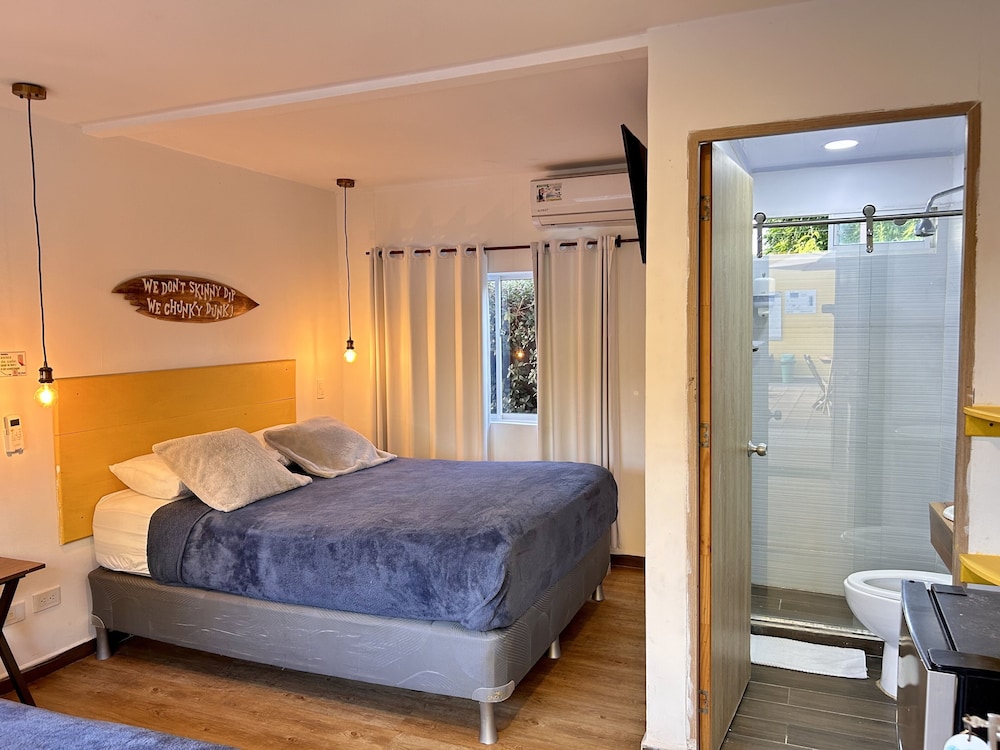 Basic Triple Room photo 2